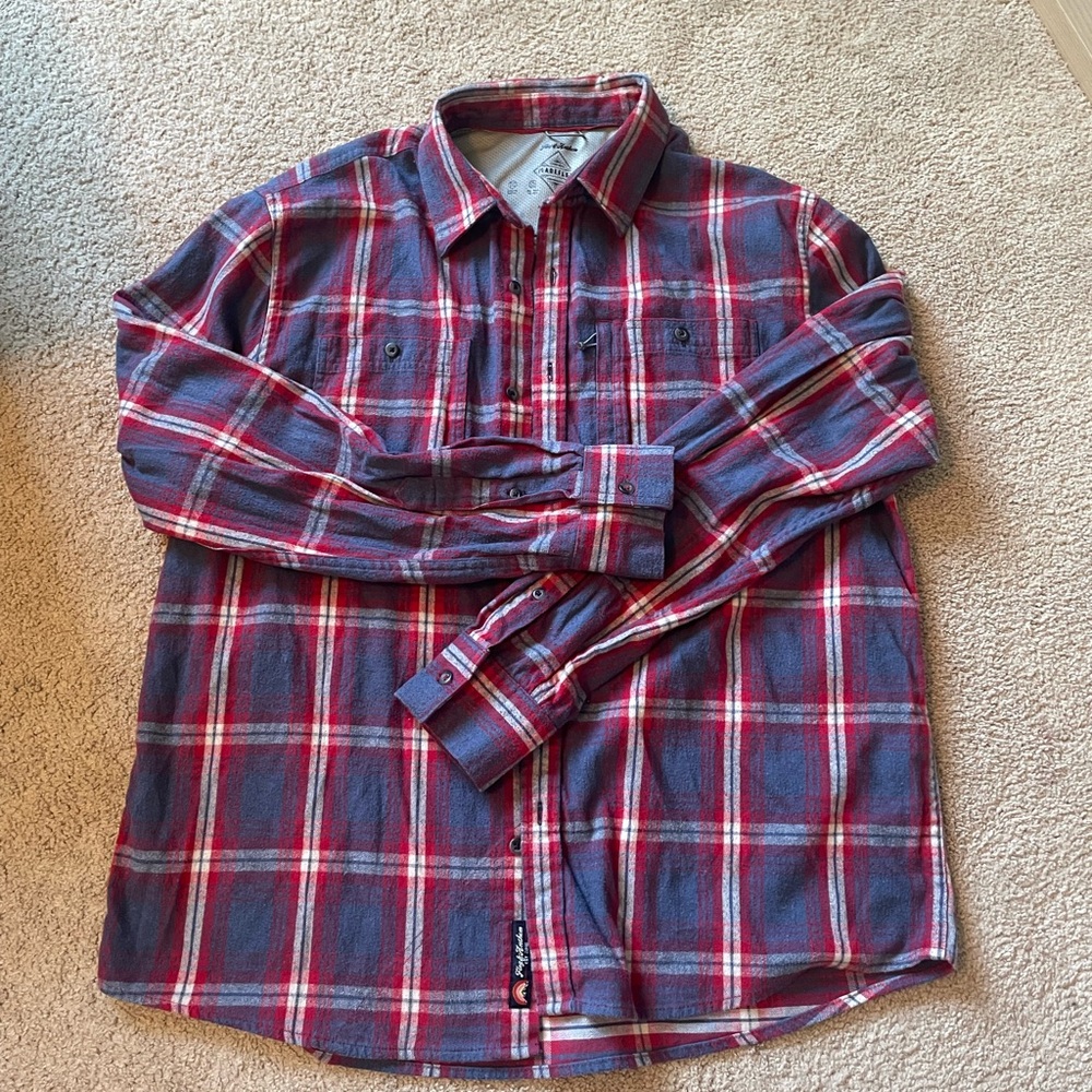 Casual Men's Plaid Shirt in Red and Blue